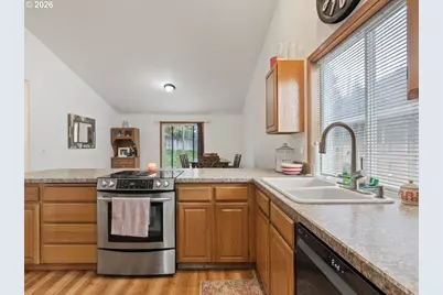 5629 SW Windflower Dr, Corvallis, OR 97333 - Photo 11