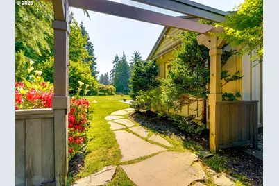31860 SW Peach Cove Rd, West Linn, OR 97068 - Photo 5