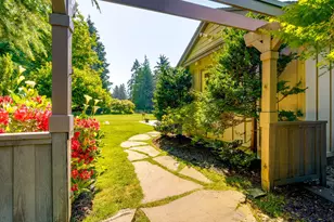 31860 SW Peach Cove Rd, West Linn, OR 97068 - Photo 5