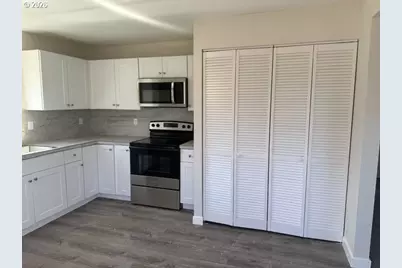 210 24th Ave, Longview, WA 98632 - Photo 9