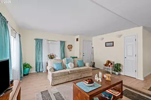 1800 Lakewood Ct, Eugene, OR 97402 - Photo 7