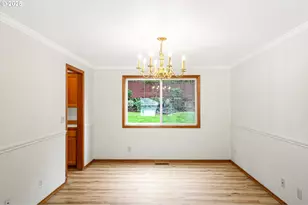 5561 Springwood Ave, Salem, OR 97306 - Photo 11