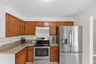 740 H St, Coos Bay, OR 97420 - Photo 13