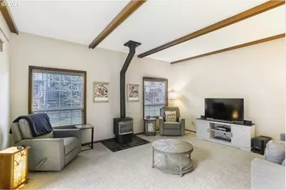 1110 NW Springwood Ln, McMinnville, OR 97128 - Photo 9