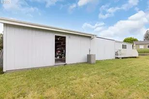 150 Adams Loop, Roseburg, OR 97471 - Photo 23