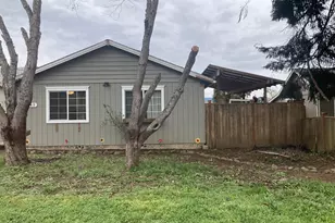 645 S 14th St, Cottage Grove, OR 97424 - Photo 7