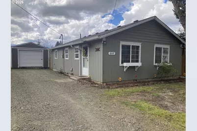 645 S 14th St, Cottage Grove, OR 97424 - Photo 1
