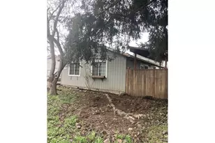 645 S 14th St, Cottage Grove, OR 97424 - Photo 5