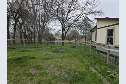 80261 S Edwards Rd, Hermiston, OR 97838 - Photo 5
