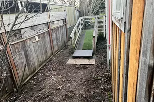 19605 River Rd, Gladstone, OR 97027 - Photo 11