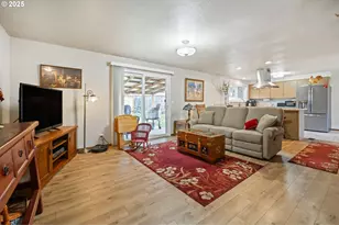 17125 SE Shadow Ct, Milwaukie, OR 97267 - Photo 7