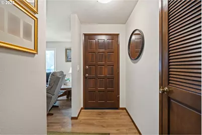 17125 SE Shadow Ct, Milwaukie, OR 97267 - Photo 5