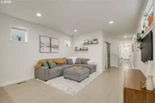 1636 S Mike Dr, Newberg, OR 97132 - Photo 5