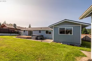 445 Camellia Ct, Reedsport, OR 97467 - Photo 39