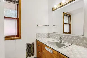 14180 SW 103rd Ave, Tigard, OR 97224 - Photo 21