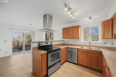 88081 9th St, Veneta, OR 97487 - Photo 11