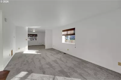 88081 9th St, Veneta, OR 97487 - Photo 5