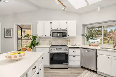 1826 NE 153rd St, Vancouver, WA 98686 - Photo 3