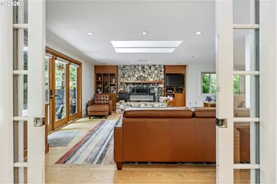 4500 W Burnside Rd, Portland, OR 97210 - Photo 13