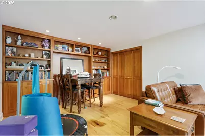 4500 W Burnside Rd, Portland, OR 97210 - Photo 21