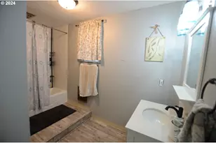 60645 NW Cochran Rd, Timber, OR 97144 - Photo 7