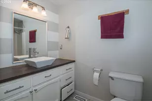1380 SE Evans Ave, Troutdale, OR 97060 - Photo 17