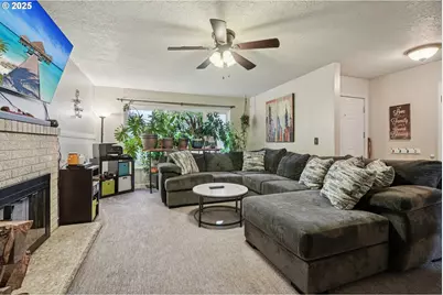 3734 NE 109th Ave, Portland, OR 97220 - Photo 11