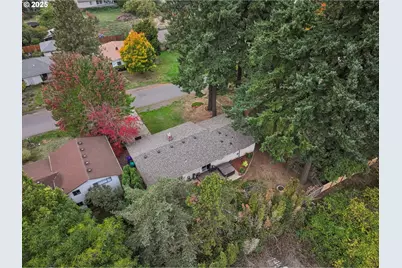 3734 NE 109th Ave, Portland, OR 97220 - Photo 41