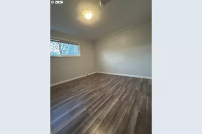 123 W 2nd St, Lowell, OR 97452 - Photo 17