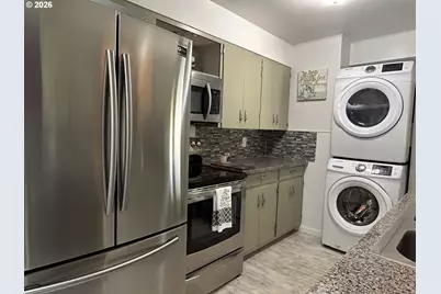 123 W 2nd St, Lowell, OR 97452 - Photo 11