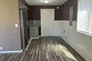 123 W 2nd St, Lowell, OR 97452 - Photo 5