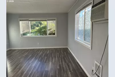 123 W 2nd St, Lowell, OR 97452 - Photo 19