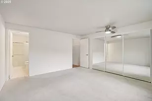 5620 S Riverside Ln, Portland, OR 97239 - Photo 25