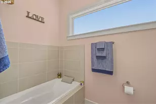 1393 Buck St, West Linn, OR 97068 - Photo 35