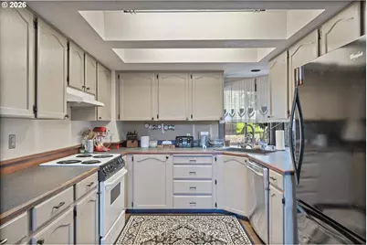 7655 Ridgewood Dr, Gladstone, OR 97027 - Photo 7