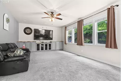 138 N Link Ct, Newberg, OR 97132 - Photo 19