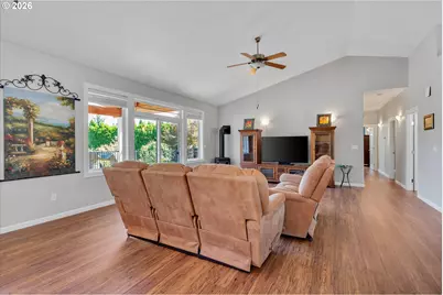 14323 S Graves Rd, Mulino, OR 97042 - Photo 5