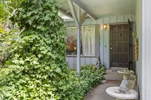 3387 Wild River Dr, Roseburg, OR 97470 - Photo 7