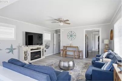 476 Highway 101 S, Rockaway Beach, OR 97136 - Photo 5