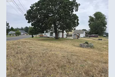 920 Lemont St, Saint Helens, OR 97051 - Photo 3