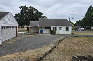 920 Lemont St, Saint Helens, OR 97051 - Photo 5