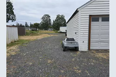920 Lemont St, Saint Helens, OR 97051 - Photo 33