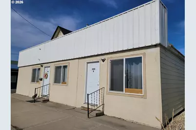 2818 10th St, Baker City, OR 97814 - Photo 1