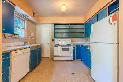 3230 SE 118th Ave, Portland, OR 97266 - Photo 17