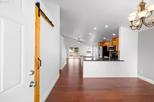 18307 Tupper Rd, Sandy, OR 97055 - Photo 3