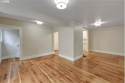 1827 SE Oak St, Portland, OR 97214 - Photo 7