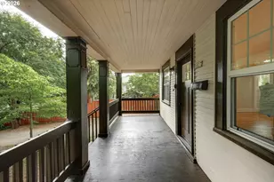 1827 SE Oak St, Portland, OR 97214 - Photo 5