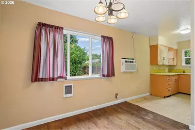 5817 SE Francis St, Portland, OR 97206 - Photo 9