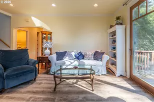 1218 Riverside Dr, Bandon, OR 97411 - Photo 15