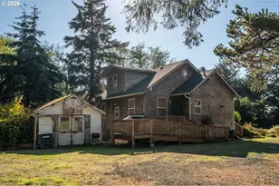 1218 Riverside Dr, Bandon, OR 97411 - Photo 7